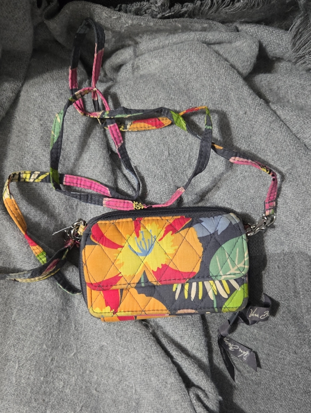 Vera Bradley Chatlrcoal Gray Quilted Floral Wristlet/Crossbody-Jazzy Blooms